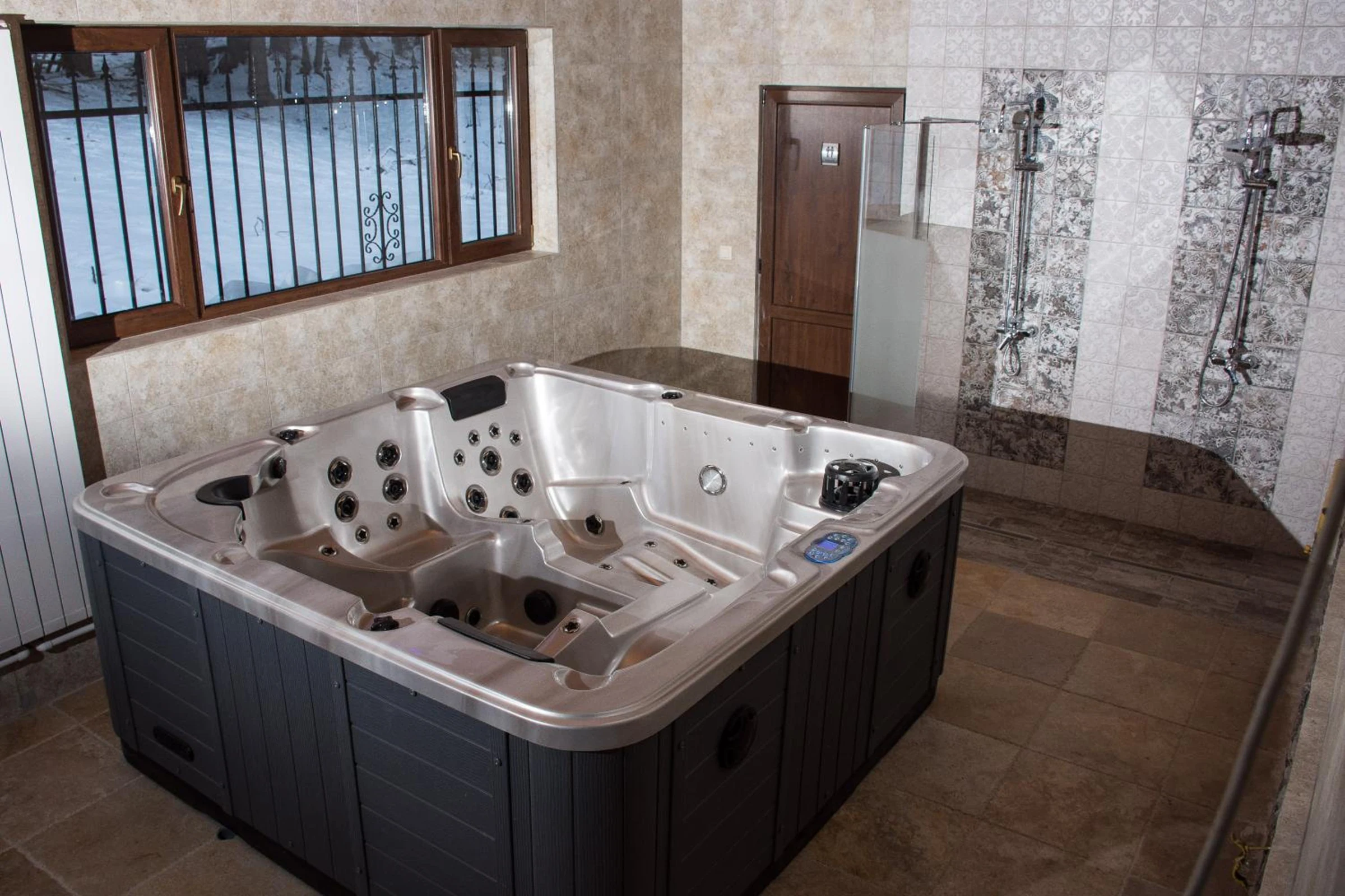 Jacuzzi interior